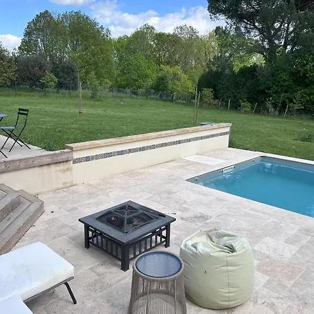 A Holiday home Montignac-Lascaux
